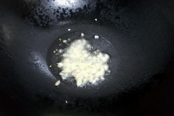 胡萝卜炒杏鲍菇的做法图解5