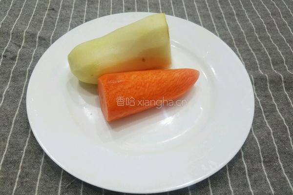 胡萝卜土豆大米粥的做法图解1