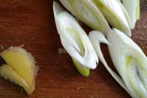 红烧鸡中翅的做法图解3
