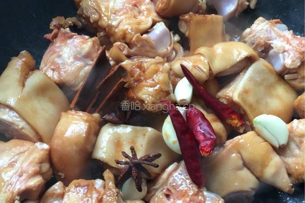 猪蹄炖花生的做法图解6