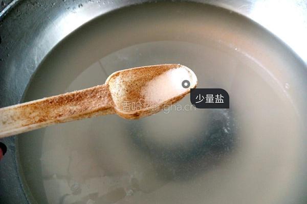 四色素炒面的做法图解3