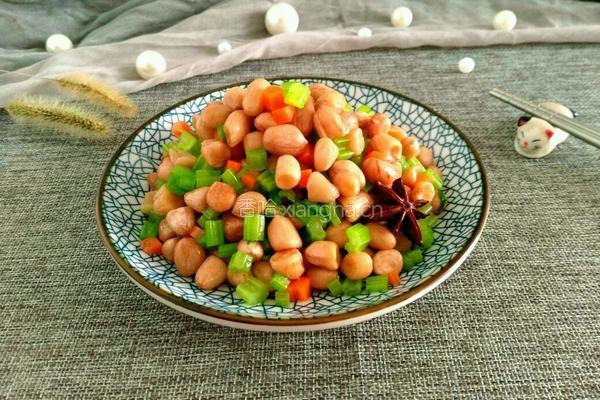 凉拌芹菜花生米的做法图解12
