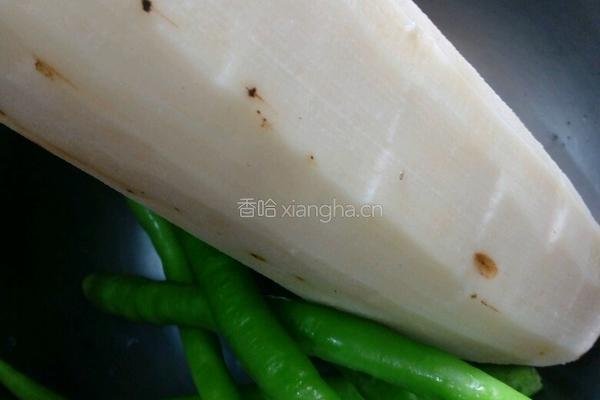 凉拌莲藕的做法图解1