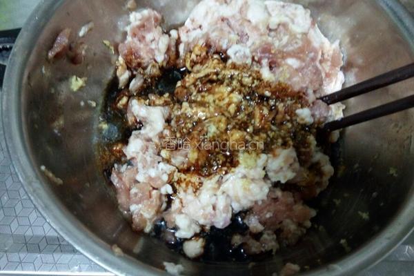 猪肉茴香馅饼的做法图解3