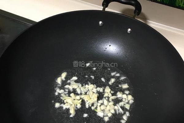 豆瓣酱炒年糕的做法图解4