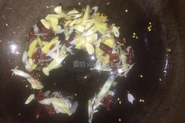 猪肝炒血皮菜的做法图解3