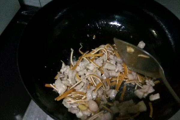肉片炒香菇的做法图解3