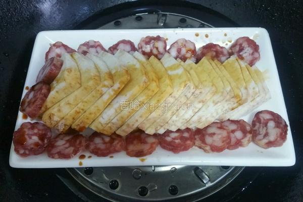 腊肠蒸芋艿的做法图解5