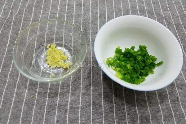 虫草花枸杞鸡肉粥的做法图解4