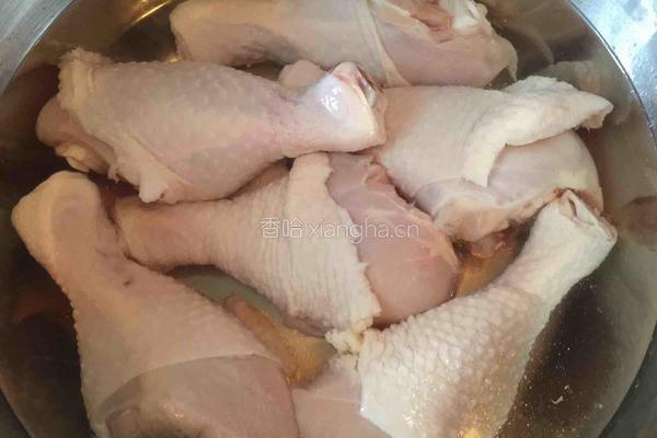 黄焖鸡腿的做法图解1