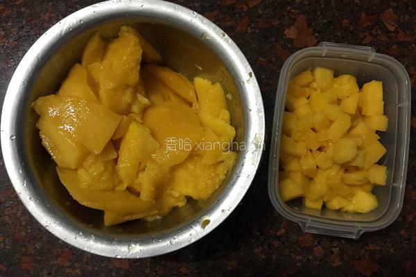 酸奶芒果慕斯蛋糕的做法图解8