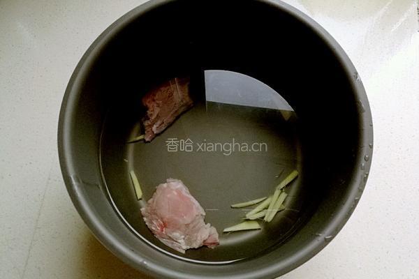 皮蛋瘦肉粥的做法图解4