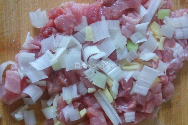 肉末蒸鸡蛋的做法图解1