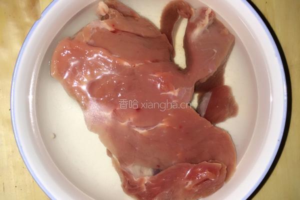 京酱肉丝的做法图解1