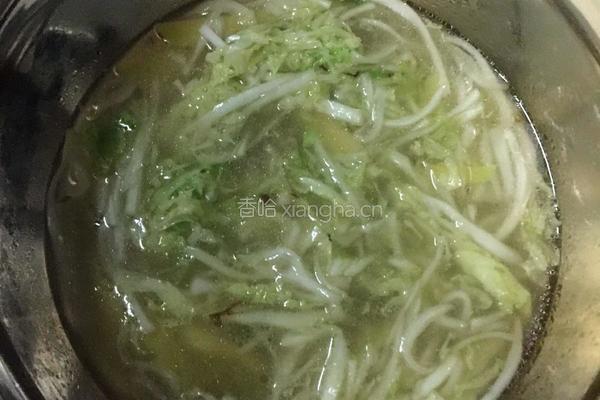 白菜土豆冻豆腐汤的做法图解5