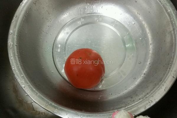 海鲜菇炒西红柿的做法图解2