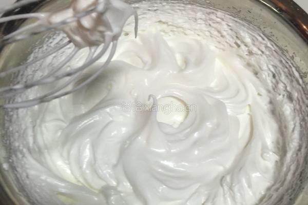 戚风蛋糕的做法图解9