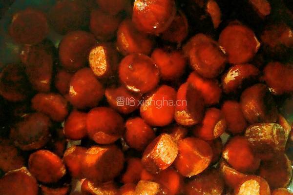 水煮板栗的做法图解1