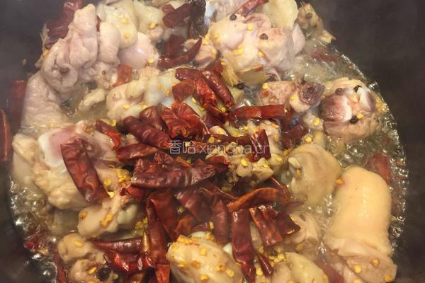 香菇烧鸡腿的做法图解5