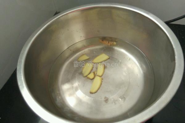 白灼小管鱼的做法图解3