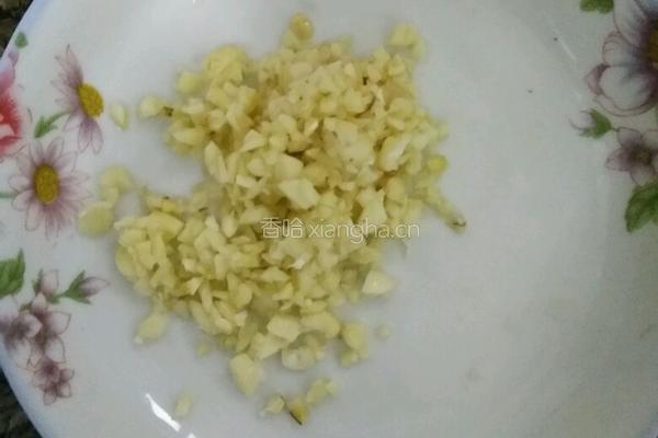 虎皮尖椒的做法图解1