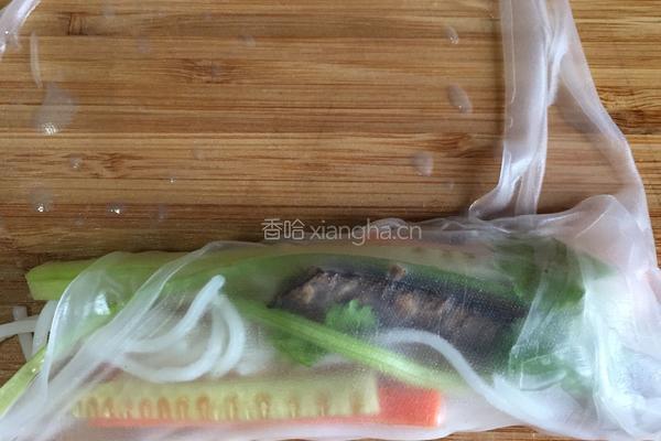 越南米纸春卷的做法图解10