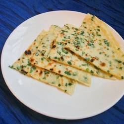 韭菜鸡蛋饼的做法[图]