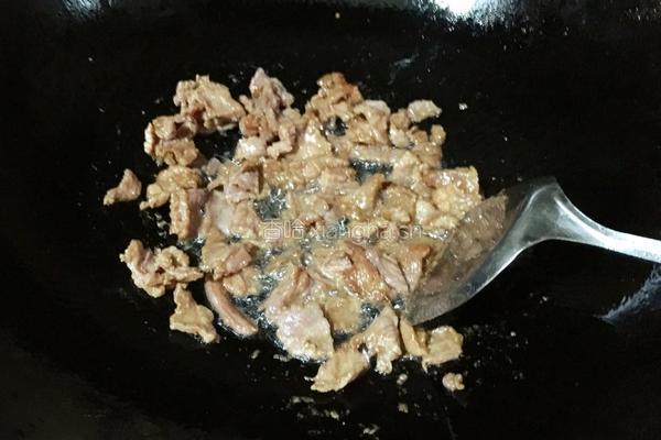 牛肉炒茭白的做法图解7