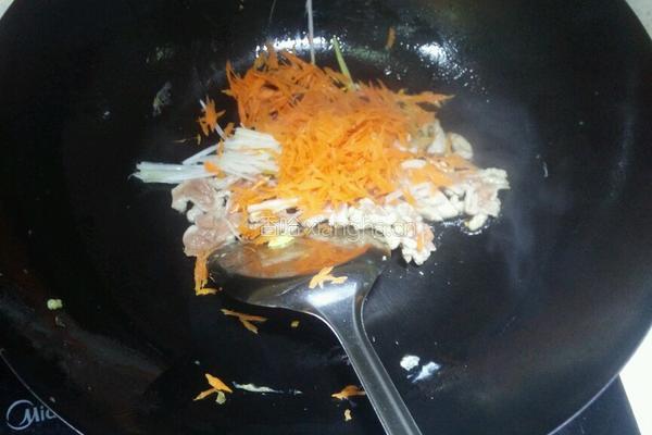 肉丝炒粉的做法图解3