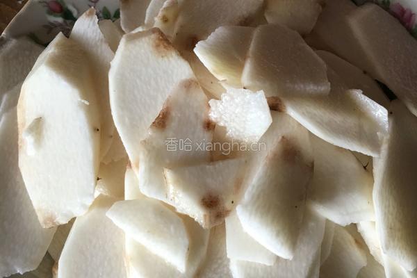 四色药耳的做法图解1