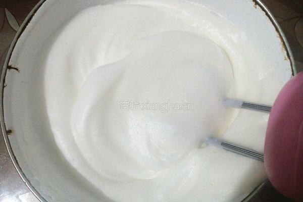 戚风蛋糕的做法图解5
