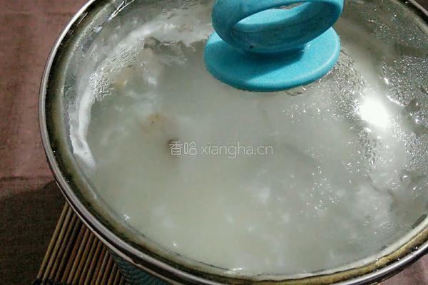 鸡蛋腊肉大米粥的做法图解3