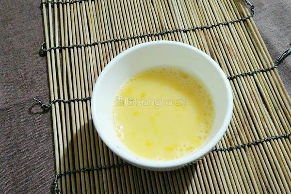 鸡蛋腊肉大米粥的做法图解5