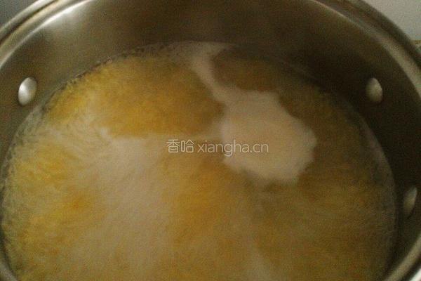 小米红薯粥的做法图解3