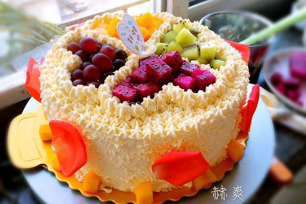 淡奶油水果蛋糕（巧克力蛋糕胚）的做法图解7