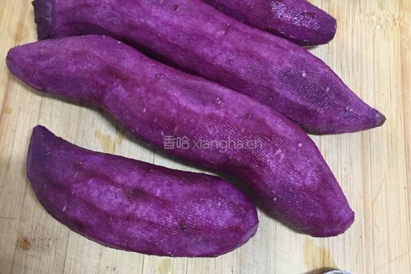 黑芝麻核桃仁紫薯月饼的做法图解1