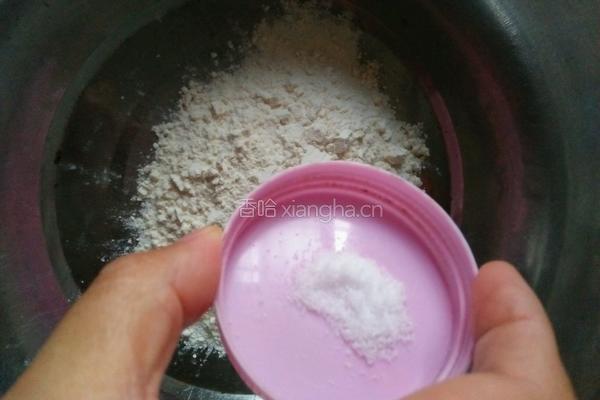 小油条的做法图解3