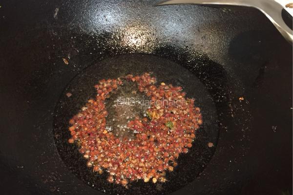 炒红99火锅底料的做法图解4
