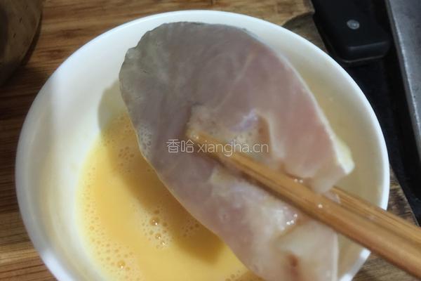 红烧鲈鱼的做法图解3