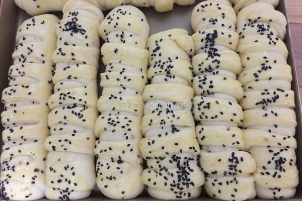 毛毛虫豆沙包的做法图解8