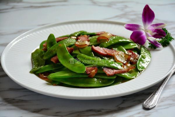 荷兰豆炒腊肉的做法图解8