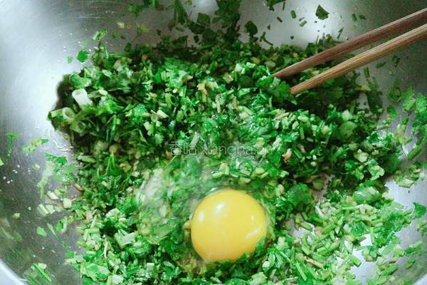 香菜杂粮面片的做法图解3