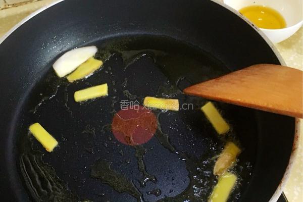 番茄土豆炖牛腩的做法图解2