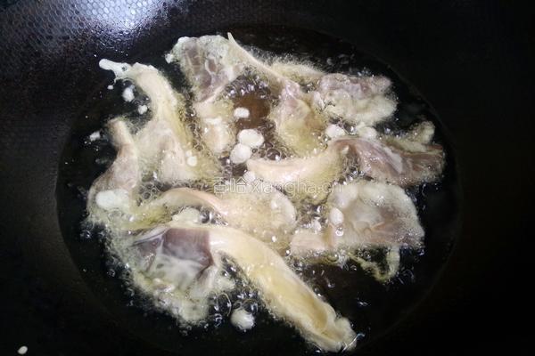 炸蘑菇的做法图解6