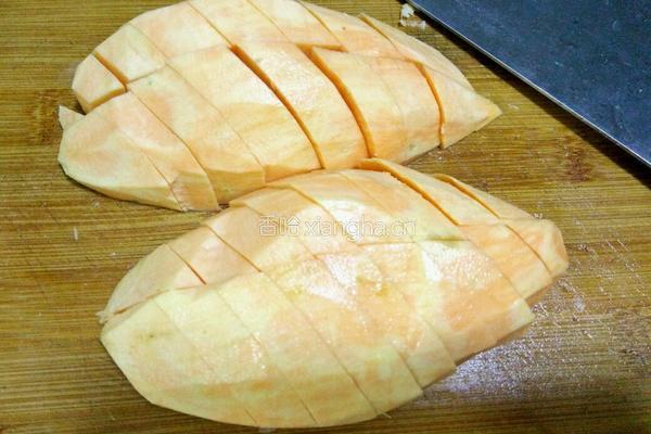 牛奶红薯馒头的做法图解2