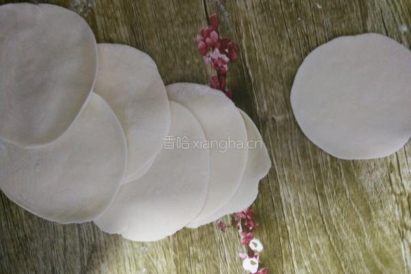 韭菜鸡蛋水饺的做法图解8