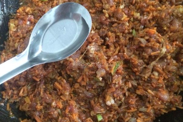 胡萝卜猪肉包子的做法图解13