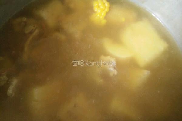 虫草花淮山排骨汤的做法图解5