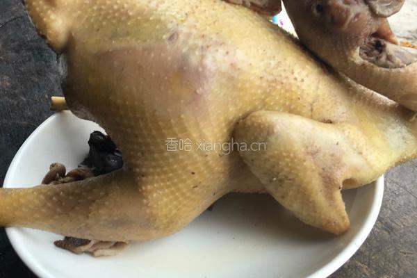 白斩鸡，白切鸡的做法图解3