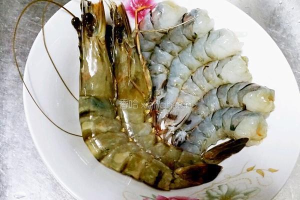 大虾伊面的做法图解2